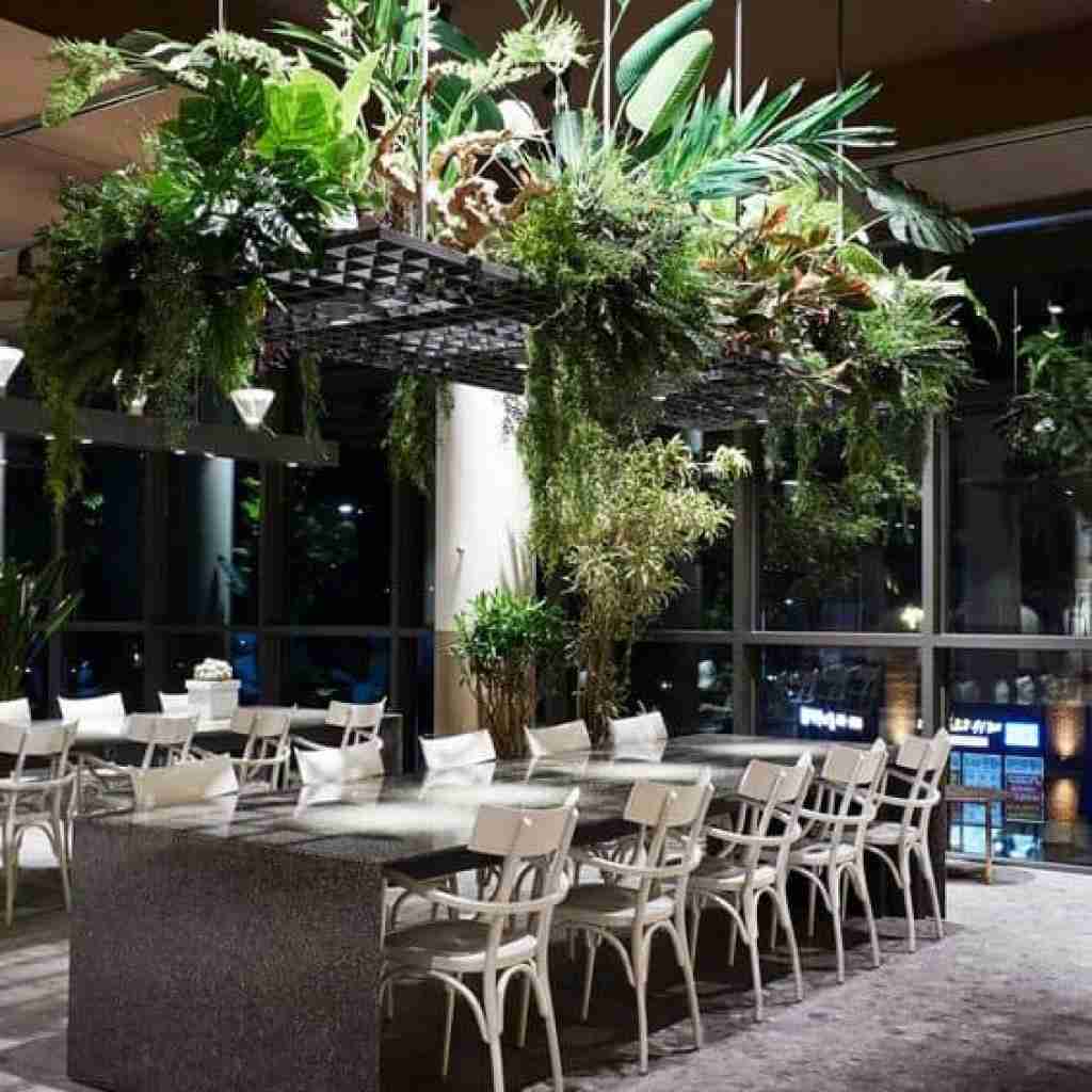 دلی که رو هوا زدی دادی دست باد ببره با صدای زن