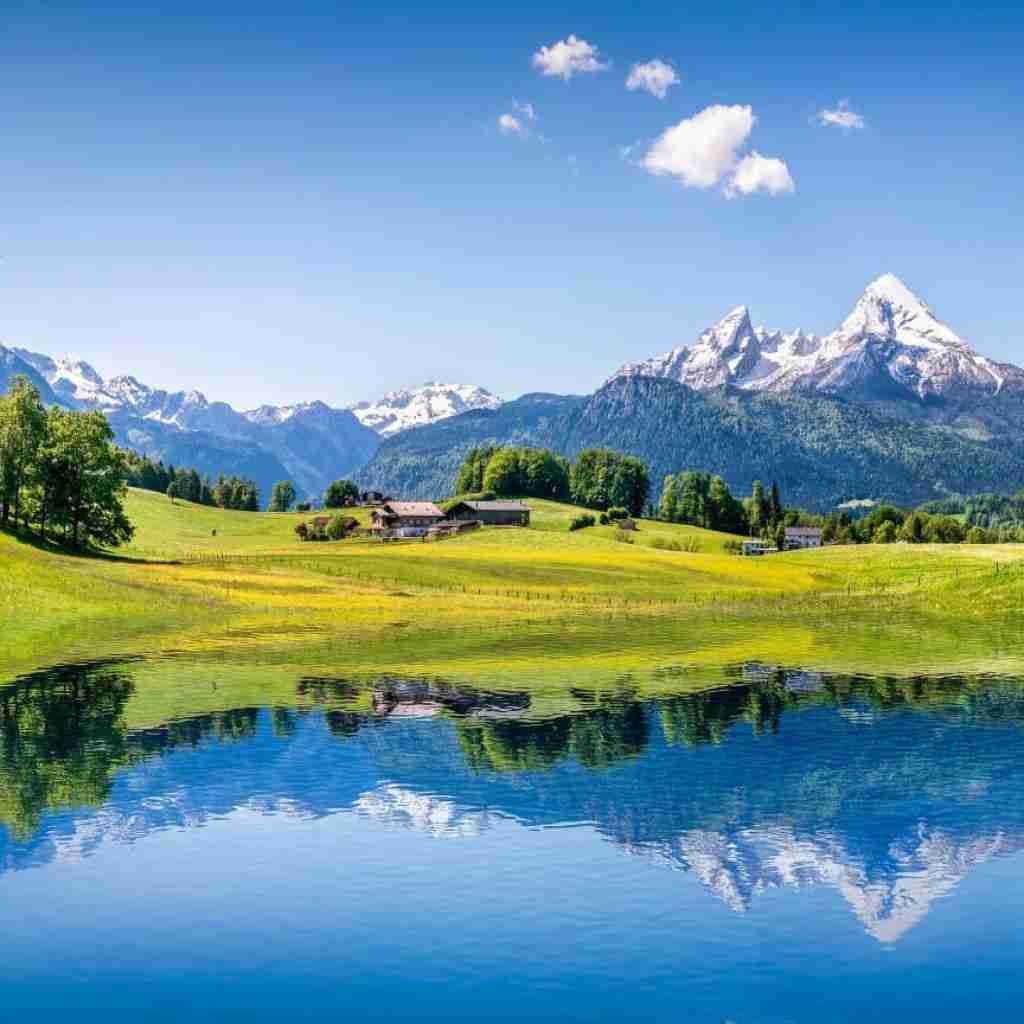 وقتی آرایش نیری منیده خالوم خیری - زنده خوانی