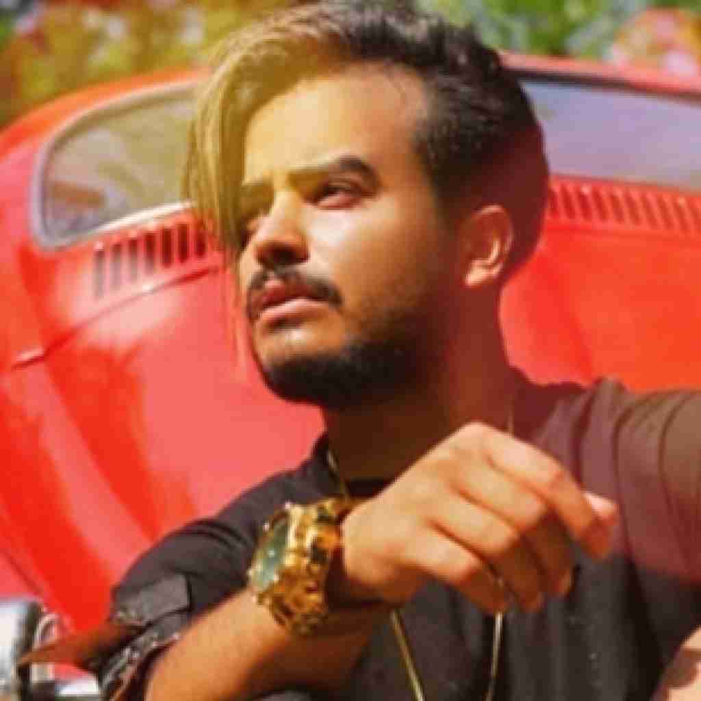 میلاد راستاد نفر اول لیست شیر من هنوز میچرخی هرروز تو پیجم
