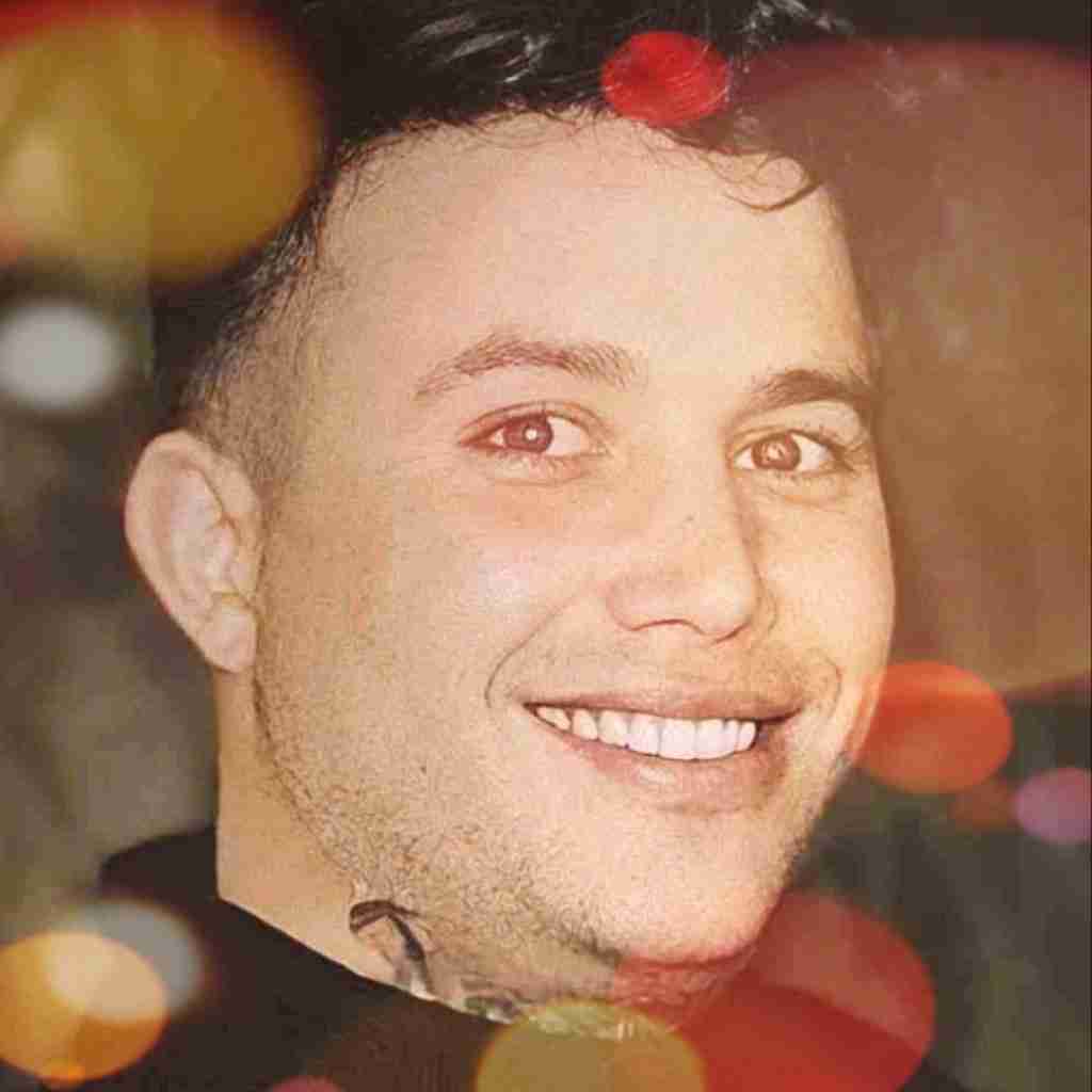 علی احمدیانی تو رفتیو مه ماندم یه دنیا حسرت و درد