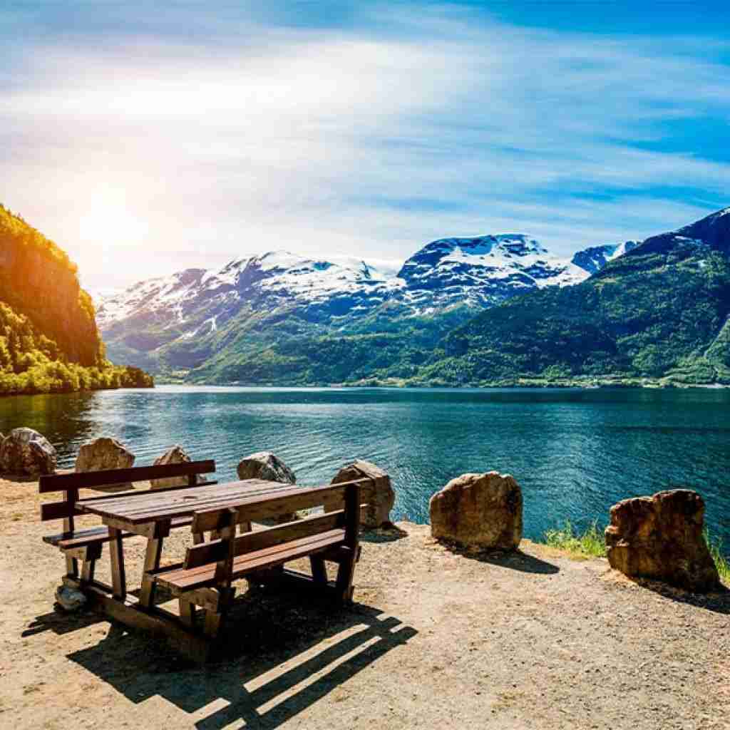 پاشو بیبی بیا بیا بیا بیا من و تو حیفیم