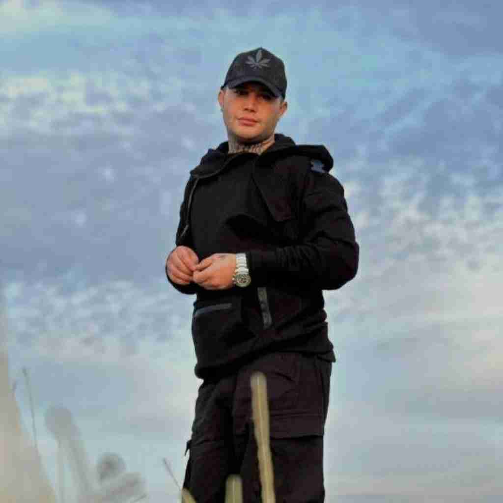 علی احمدیانی نگام کن همبازیم نگام کن ای دل برده