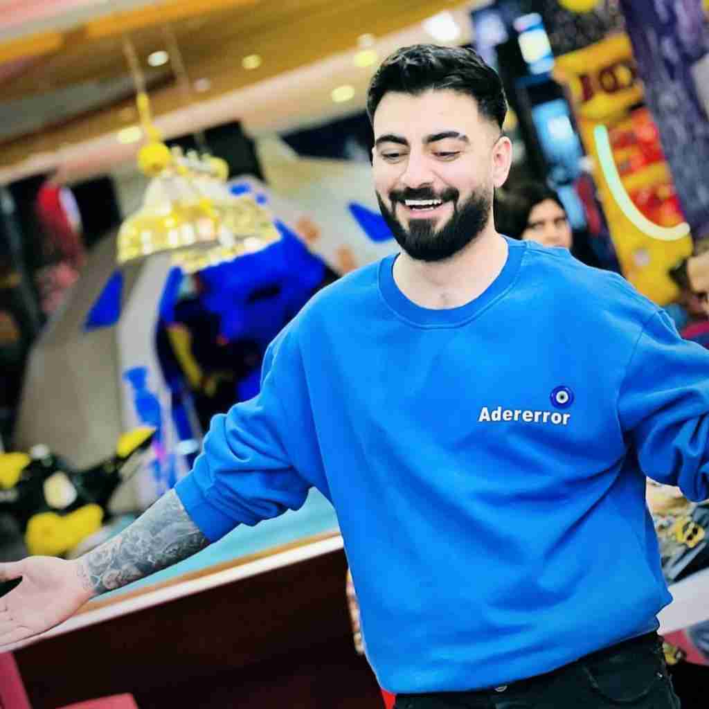 رامین تجنگی یه روزایی با خودم درگیرم تا شب میشه