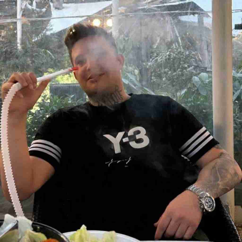 علی احمدیانی تک و تنیا کفتم و ناو ای جاده