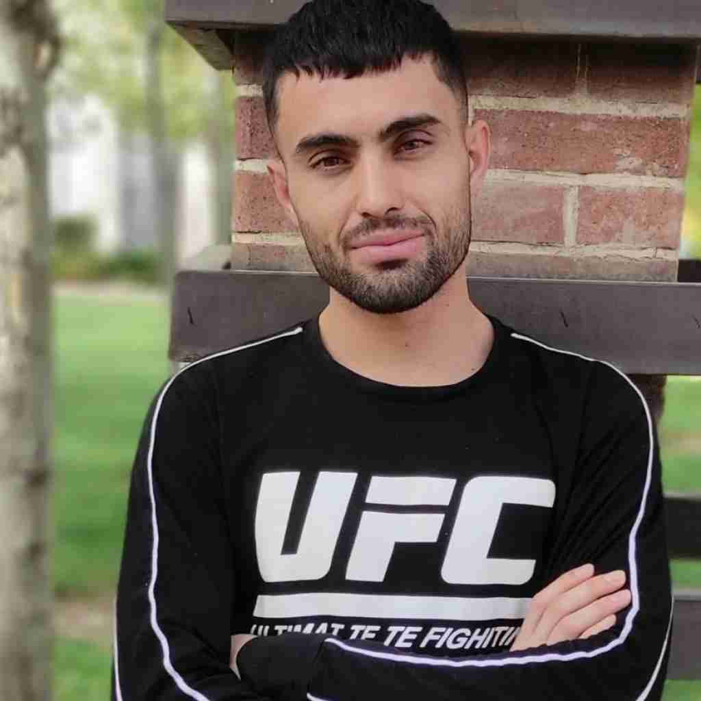 دیان مترسک تو ساده ی دل تو چوبیه