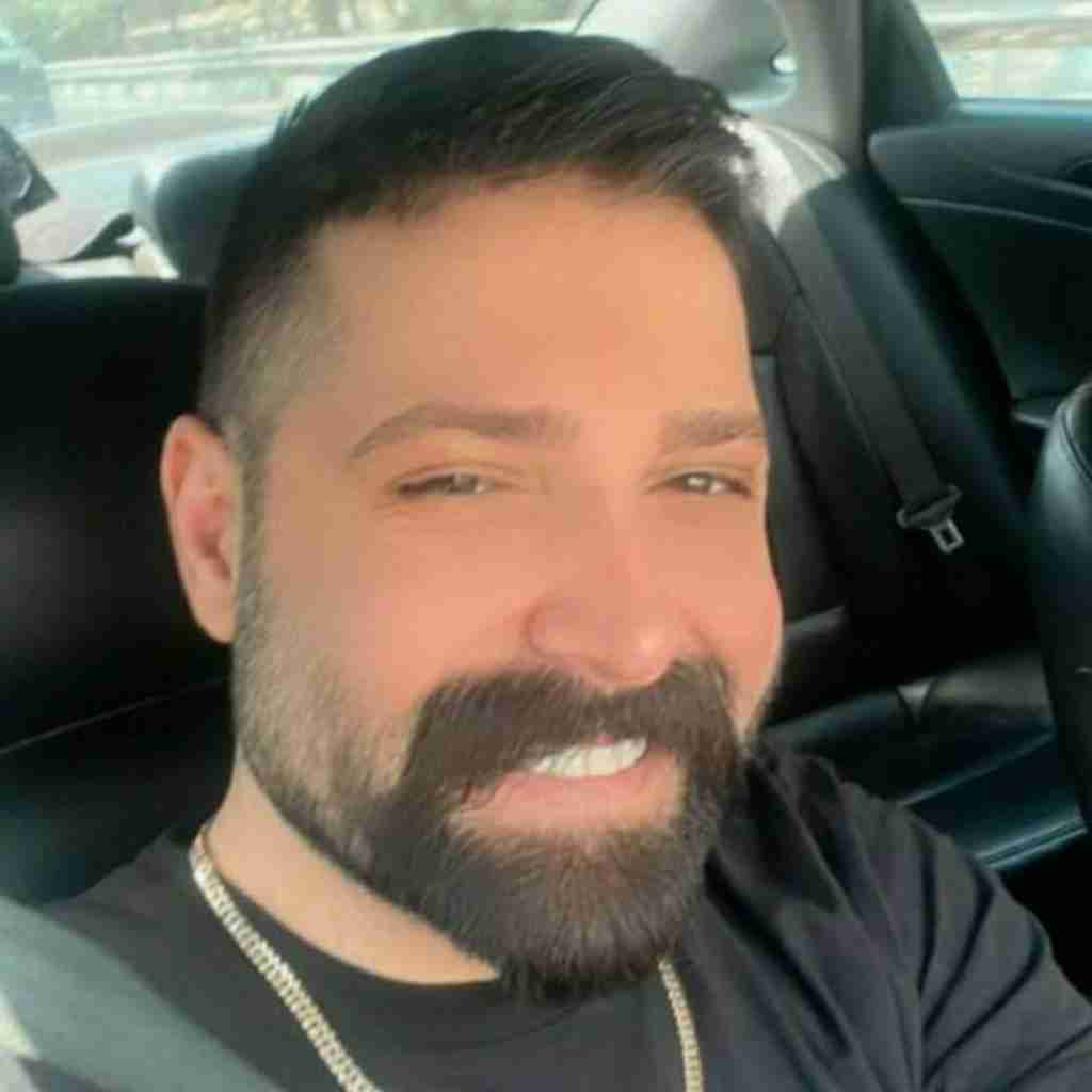 حمید هیراد امشب به عشقت بر در میخانه ی میشینم