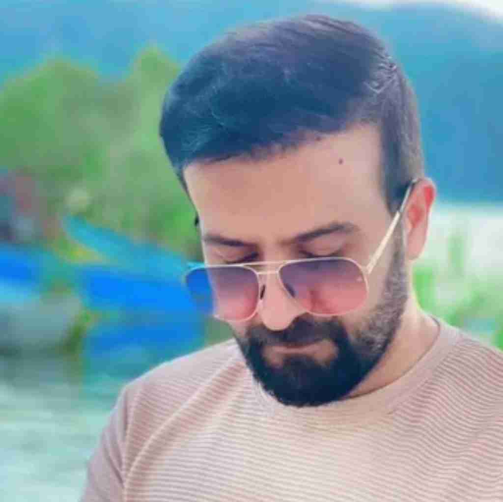 شعیب کرمی تو چیش