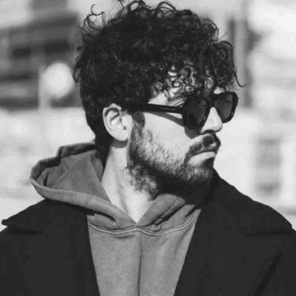 شروین حاجی پور عزیزترینم شبونه میرسیم بیا که فردا