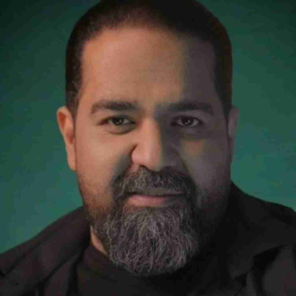 رضا صادقی پشت سرت جلوم هرکسی بد بگه بدجوری بد میبینه