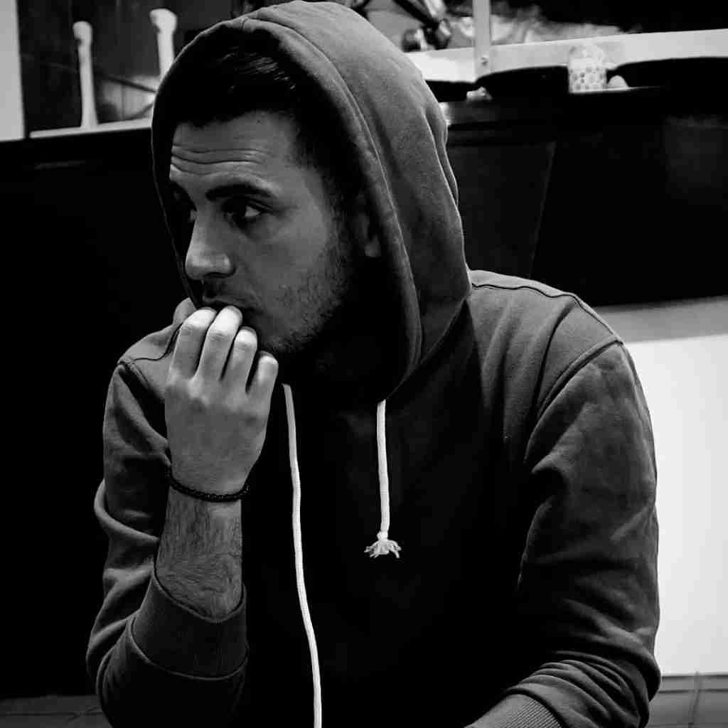 فرهاد نامداری پاکتی