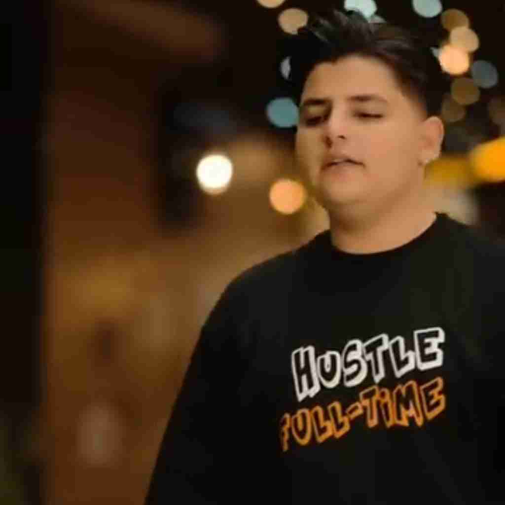 اشکان فتحی منت بمیره چرا حرف نمیزنی افتادی گریه