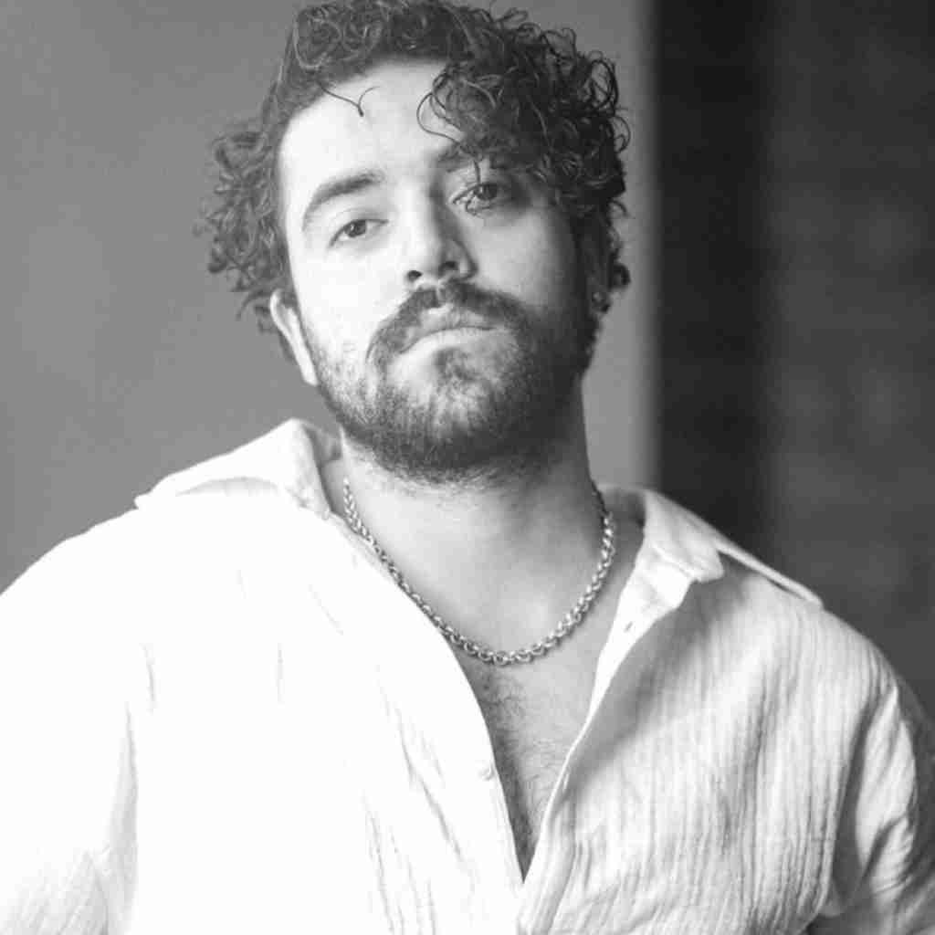 شروین حاجی پور یه روزی فرار میکنیم