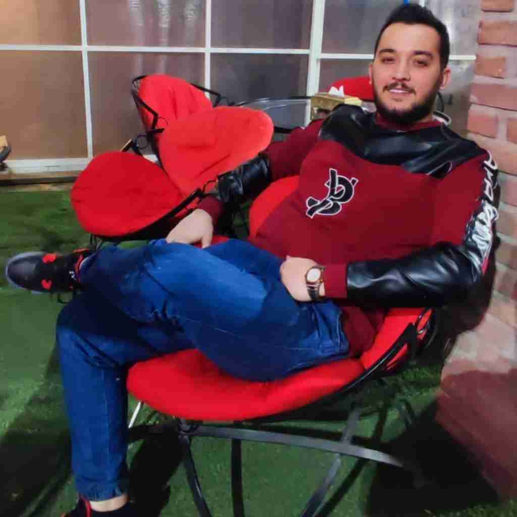 هومن آدینه قسمت