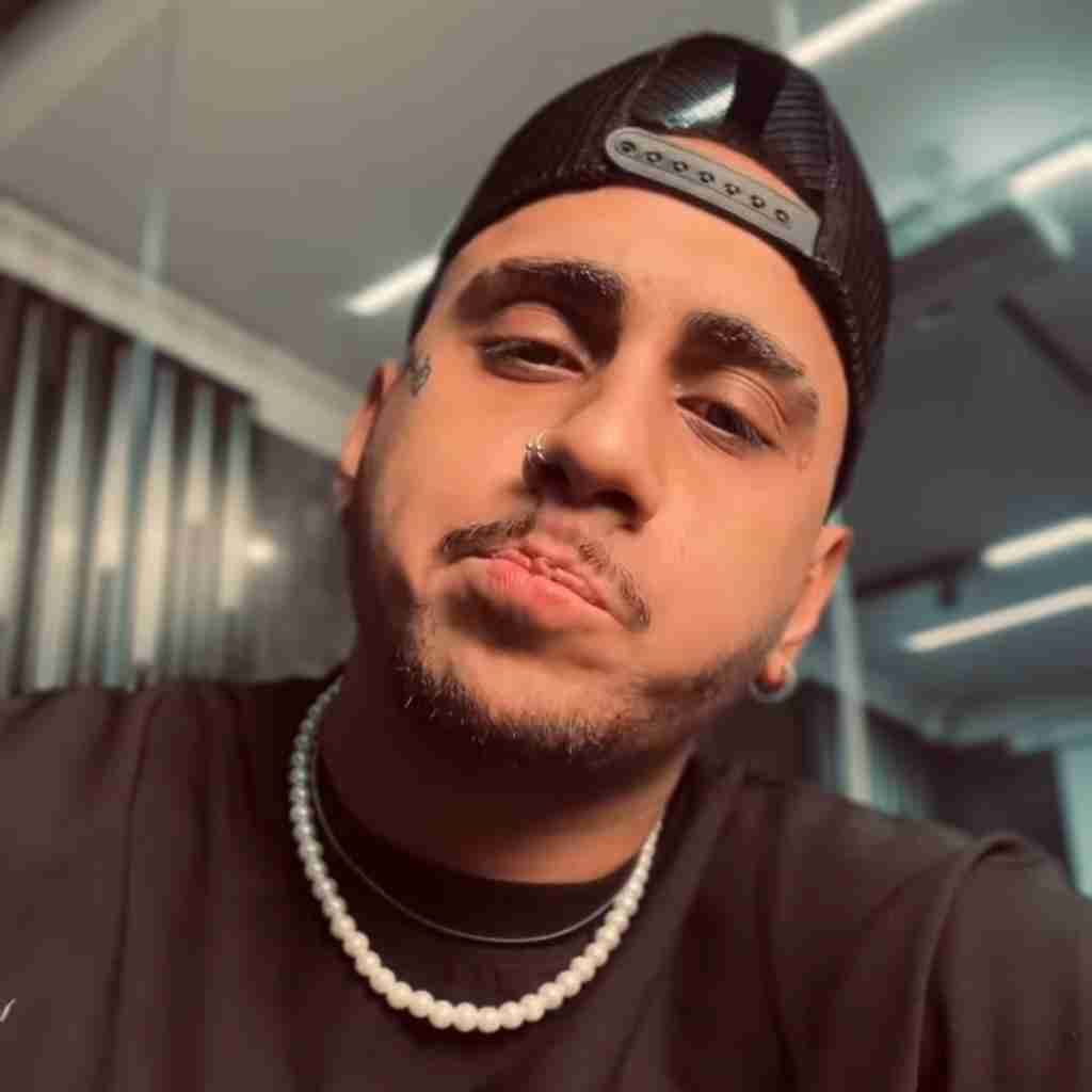 شایان یو اخلاقم تو جمعا یه ذره تلخه دو شب برنامم