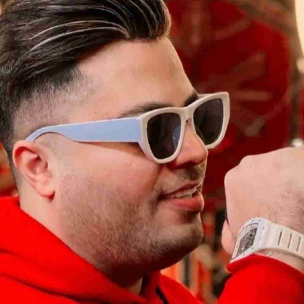 امید عقابی الله خودت ببین چشاشو تو میشنوی صدامو