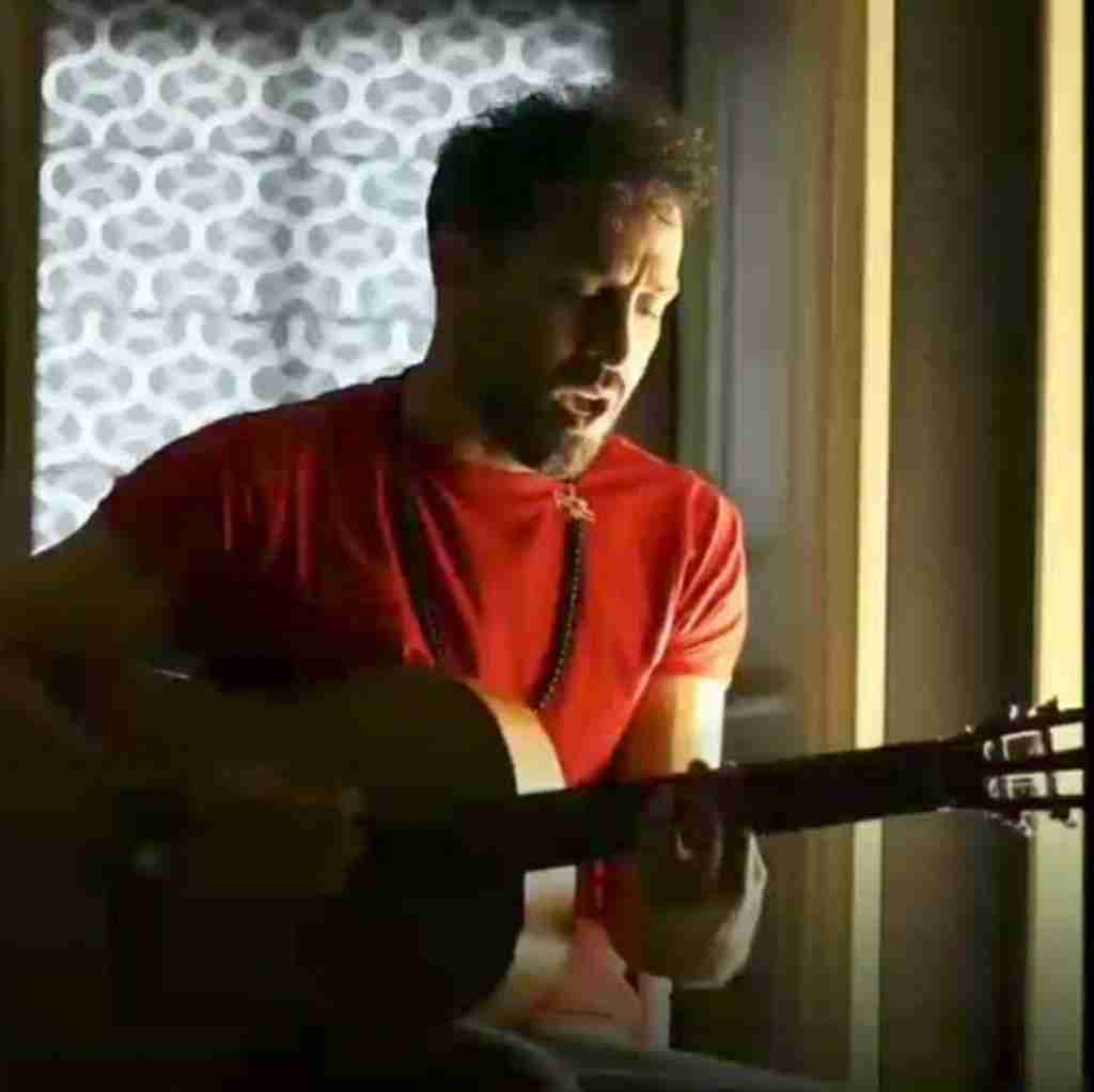 احمد سلو یادت نره آه منه هرجا دیدی حالت بده