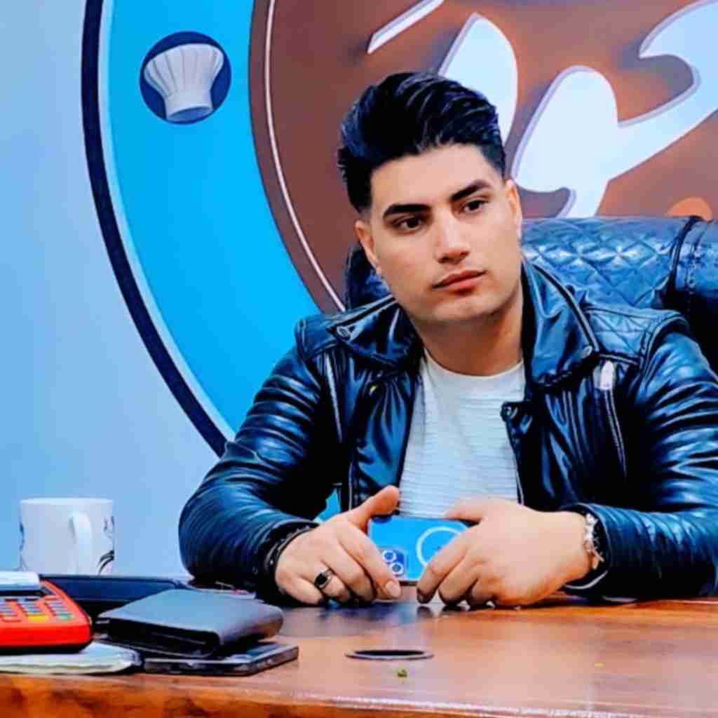 امین فالجی گنای و پای خود ایوشن وپیم روانی