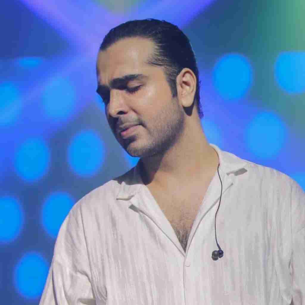 فرزاد فرخ تو میشناسی منه دیوانه را در قلب من کاشتی