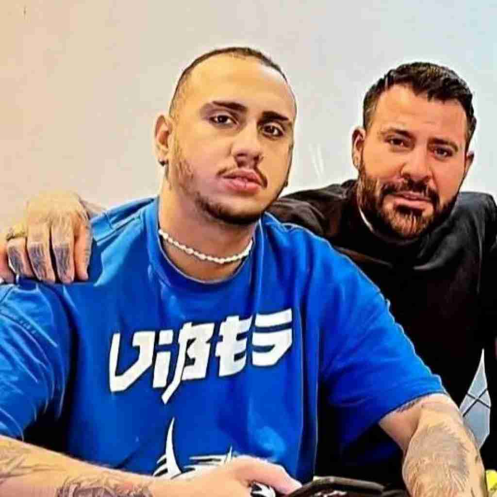 شایان یو من کردم اشتباه لگد زدم به عشقم