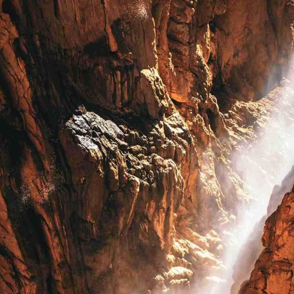 من هنوزم شب دلتنگی به یاد تو میوفتم با صدای زن - هوش مصنوعی