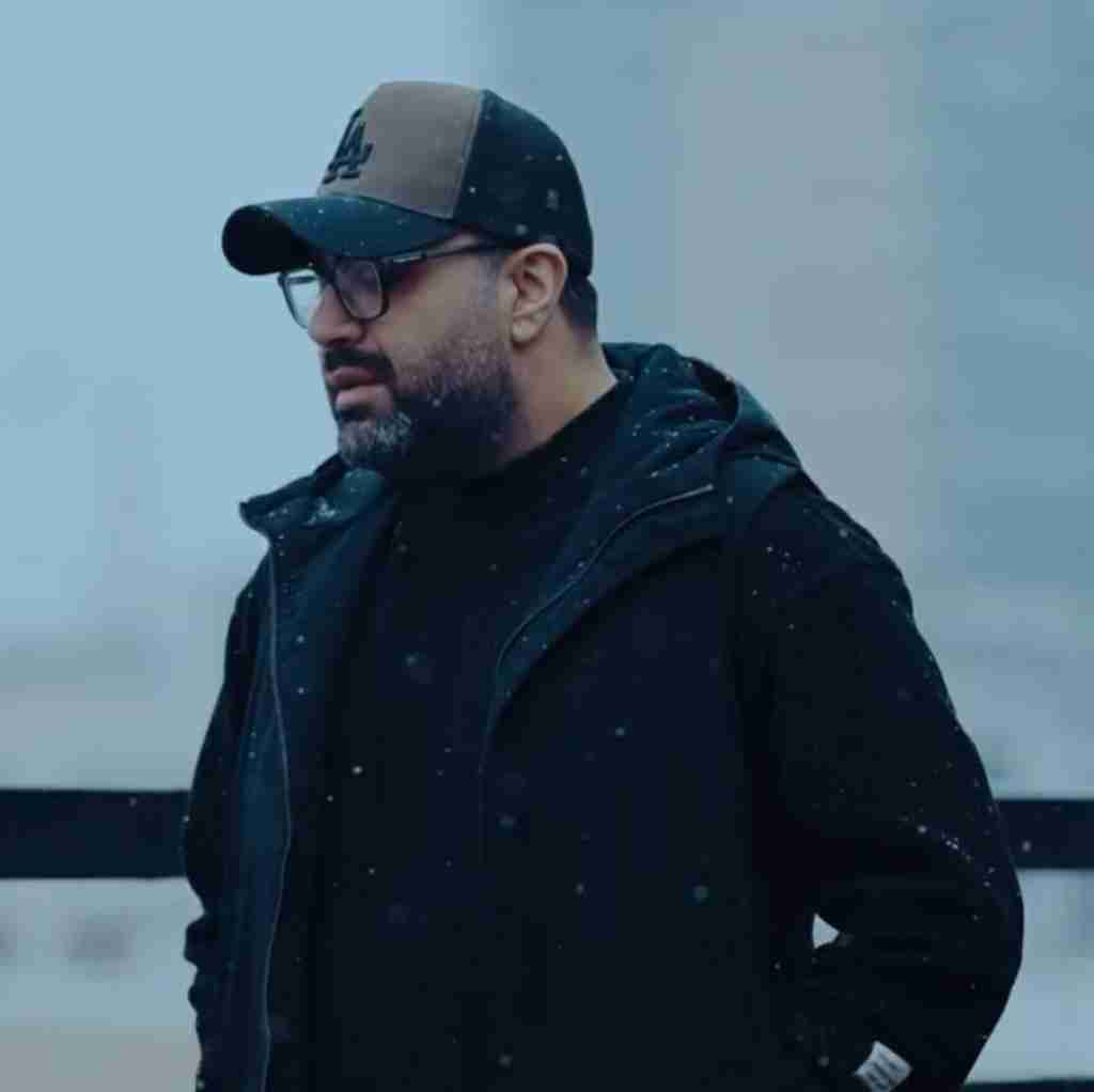 مهدی جهانی اگه لب تر کنی شهرو چراغون میکنم