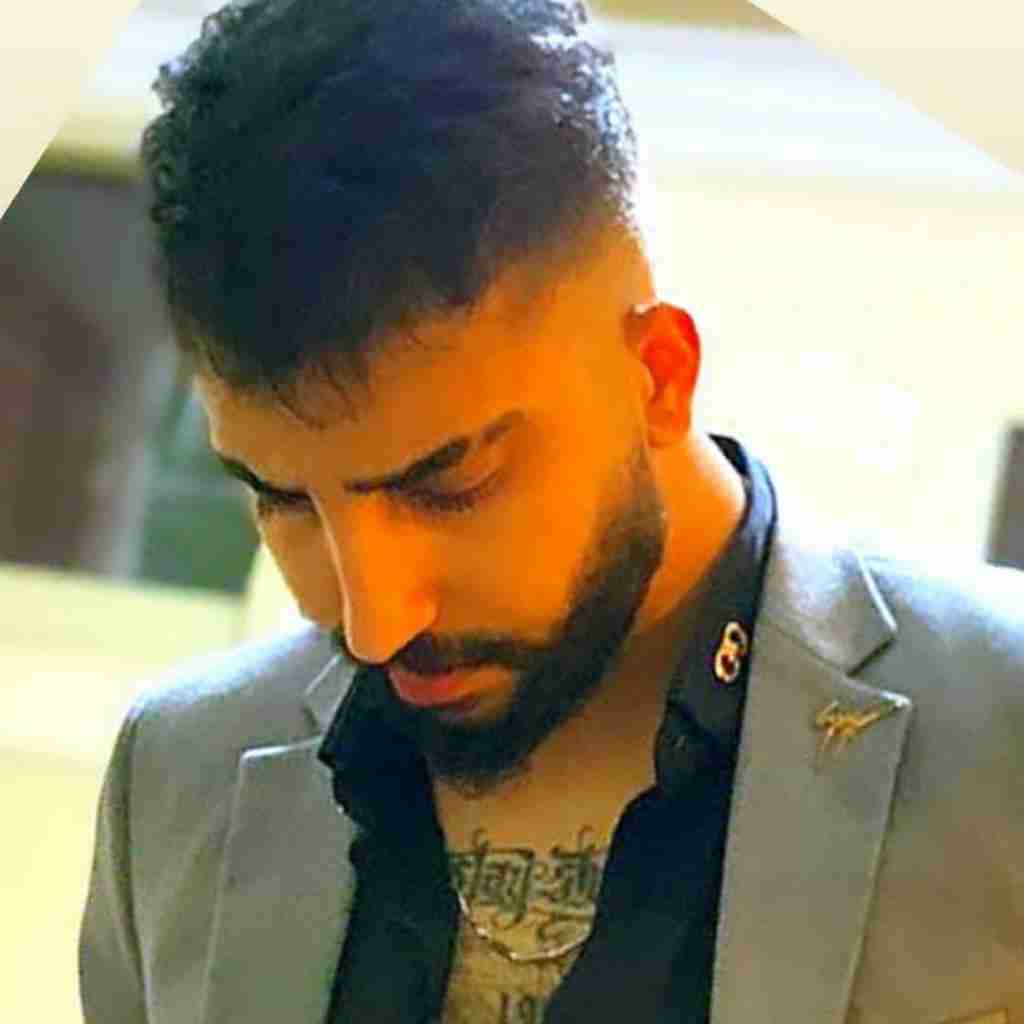 روزبه کرمی و مهدیار گرگ