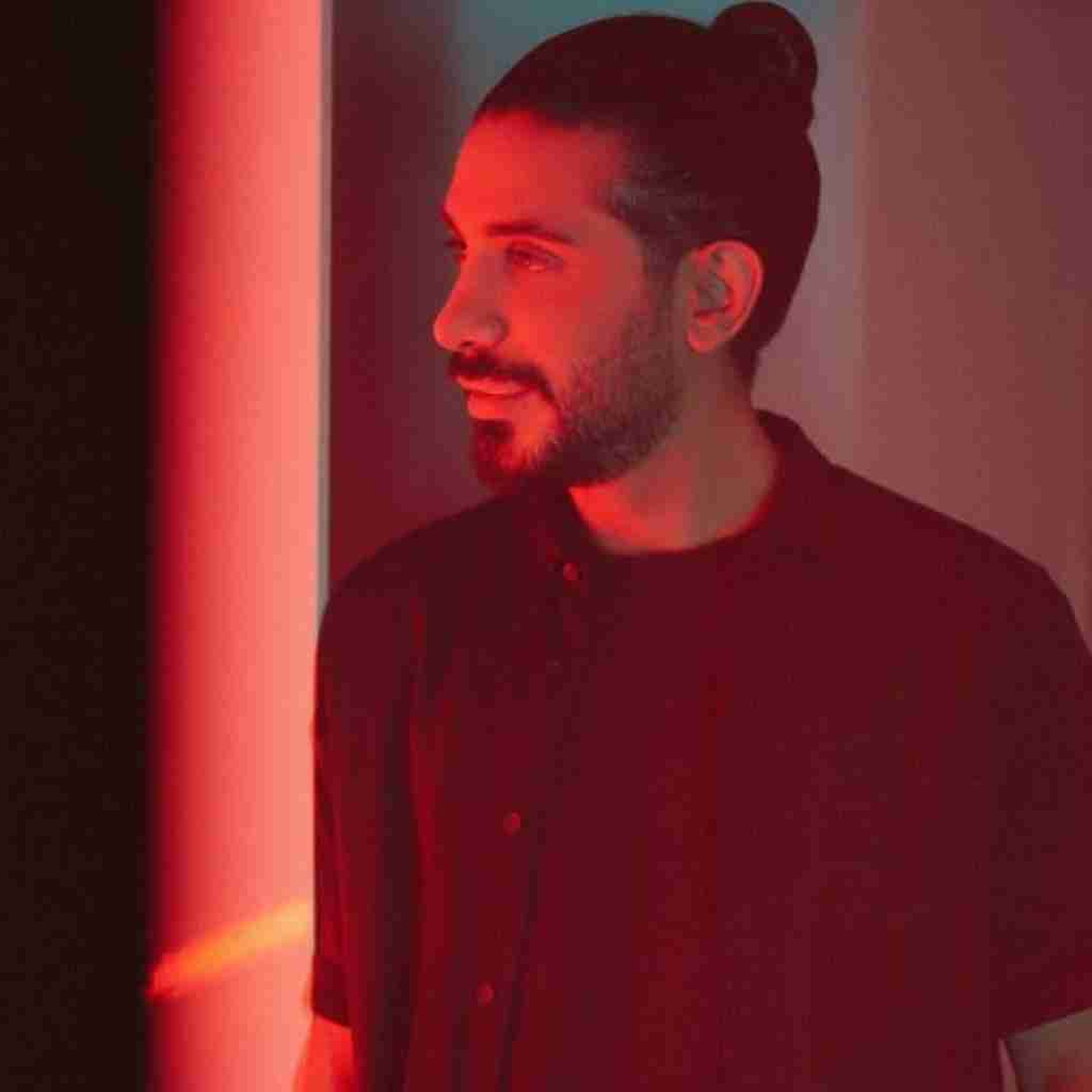 کسری زاهدی تو رازمی نیازمی تو اشک شوق لحظه ی نمازمی