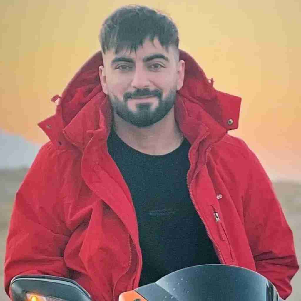 رامین تجنگی با همه فرق داری رو دست نداری