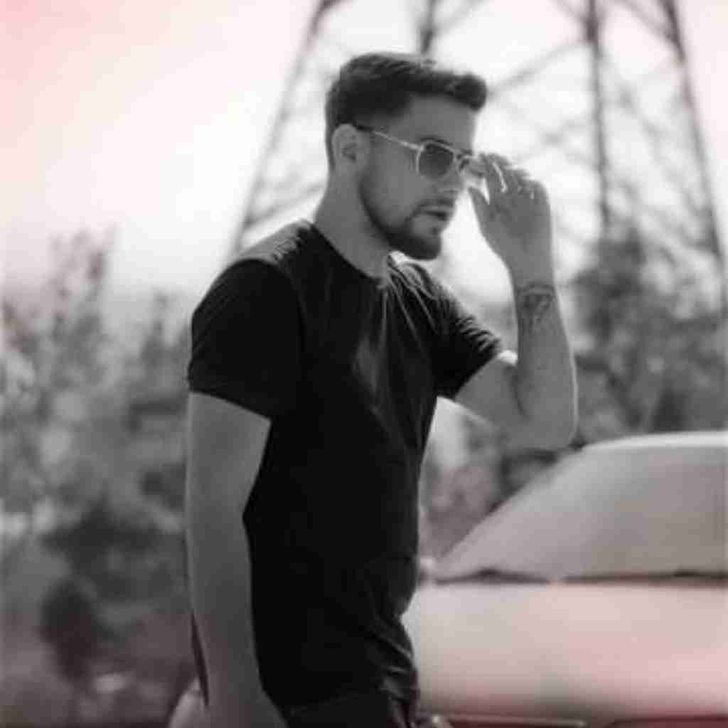 ارشاد تو کی بودی که هنوزم نشده درمون دلم