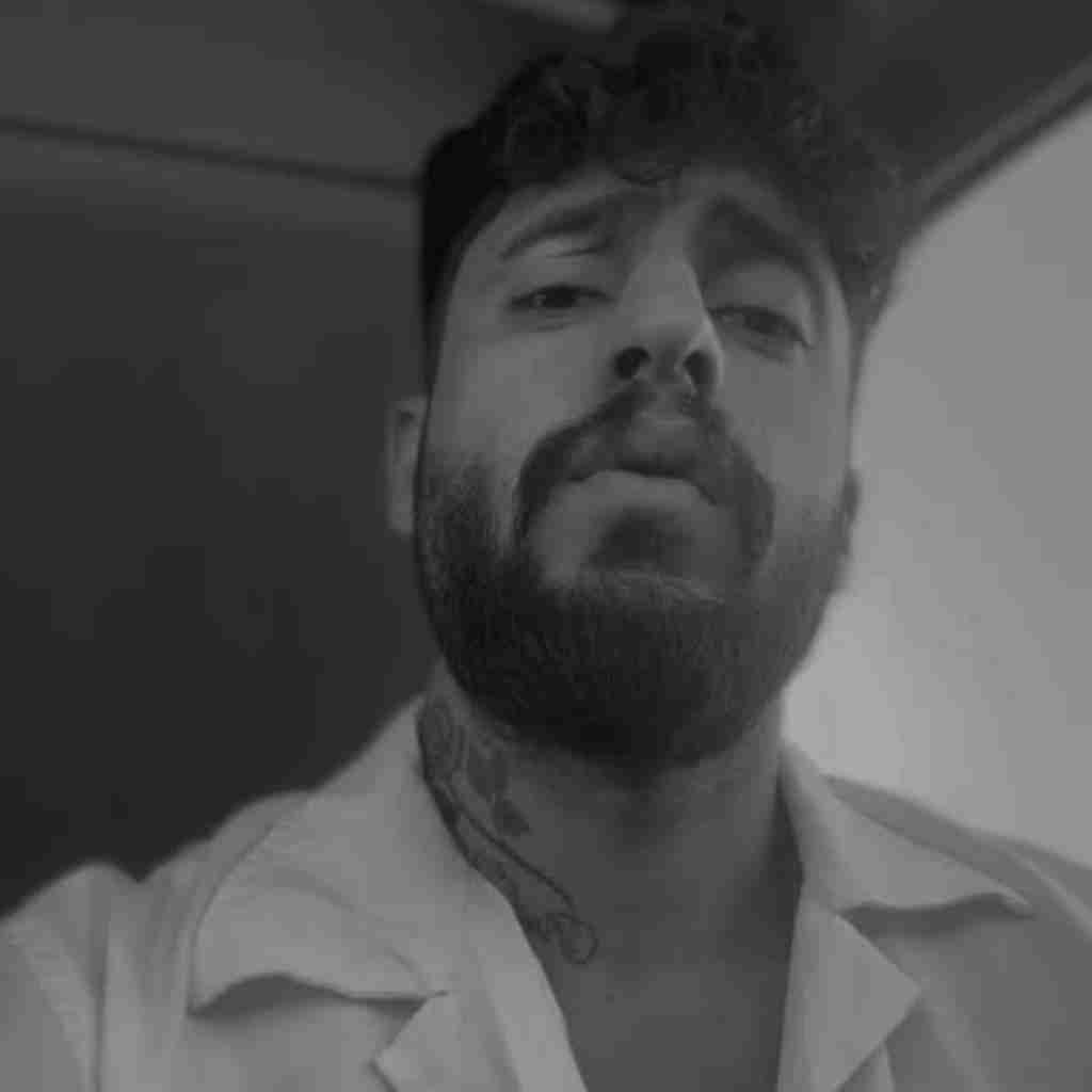 ساواش لب ساحل