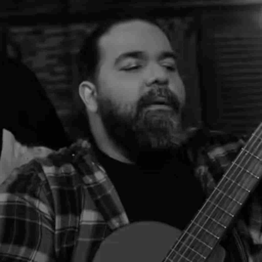 رضا صادقی میخندم ولی از تو خرابم دیگه بدون نمیکشه اعصابم