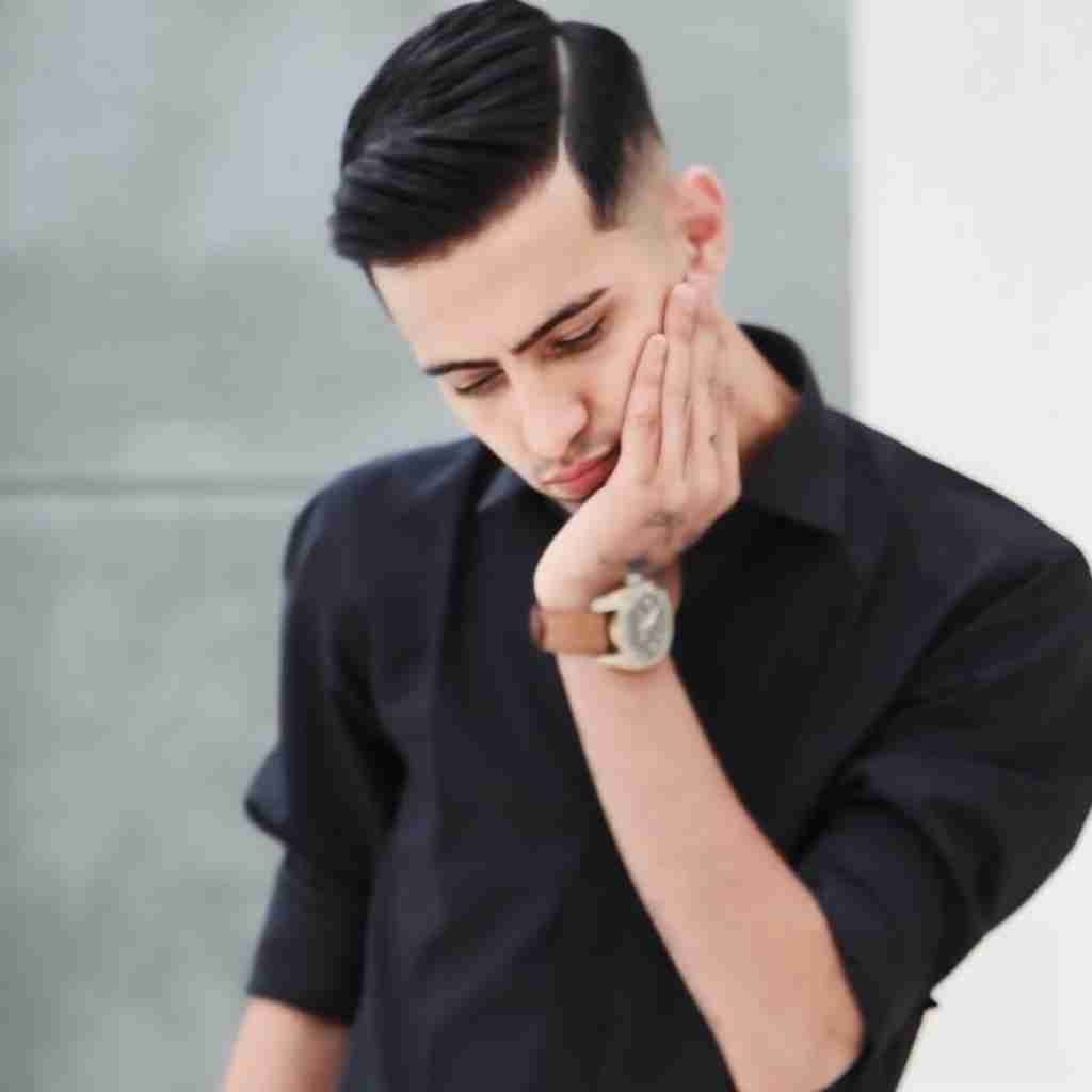 امیر بهراد مسافر خسته ی من بار سفر را بسته بود