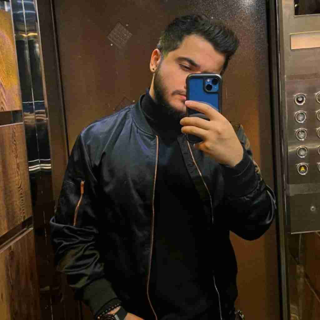 عرشیاس باید اون شب خیلی بیشتر میگرفتم بغلت