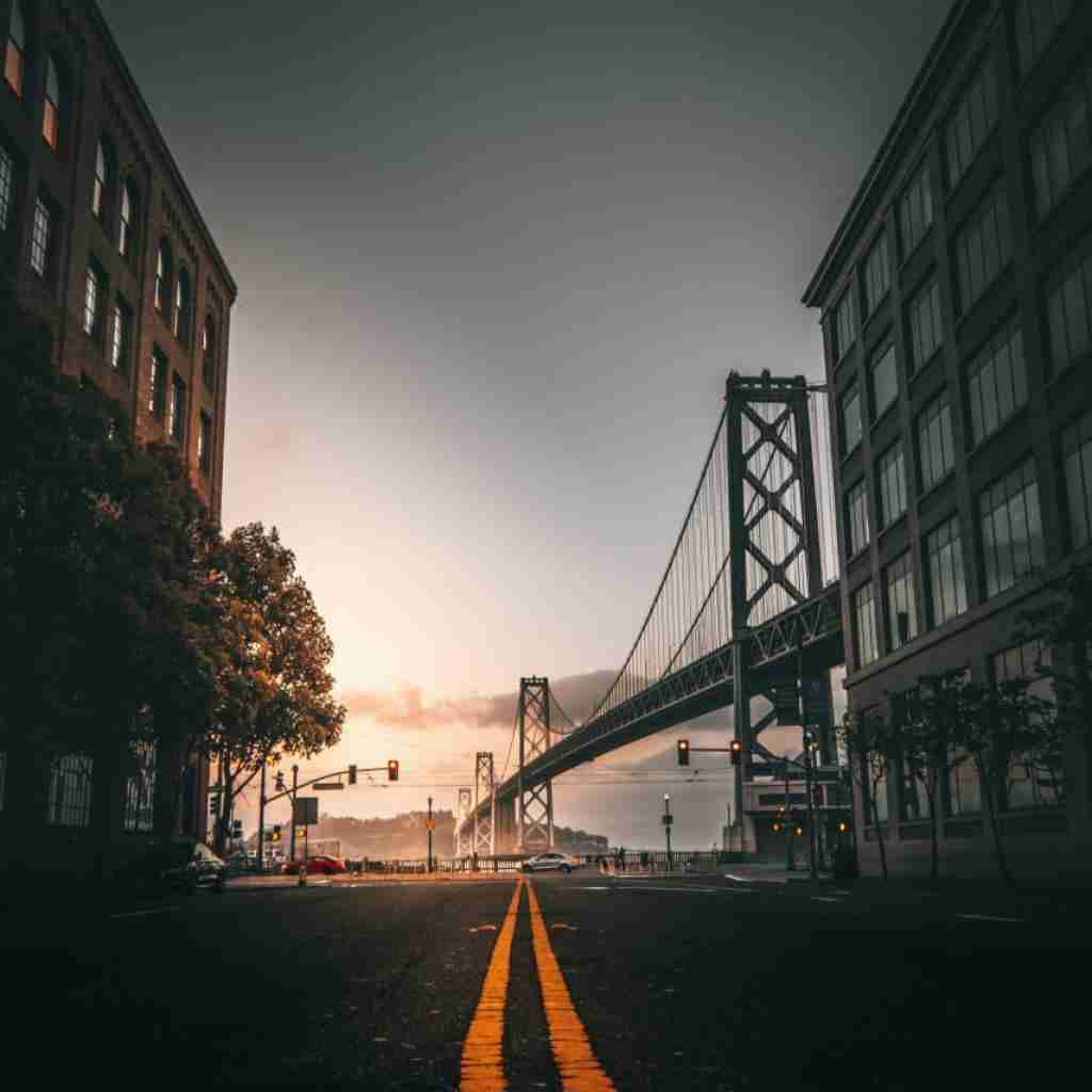 من طاقتم کمه خودت بمون برن با صدای دختر اینستایی