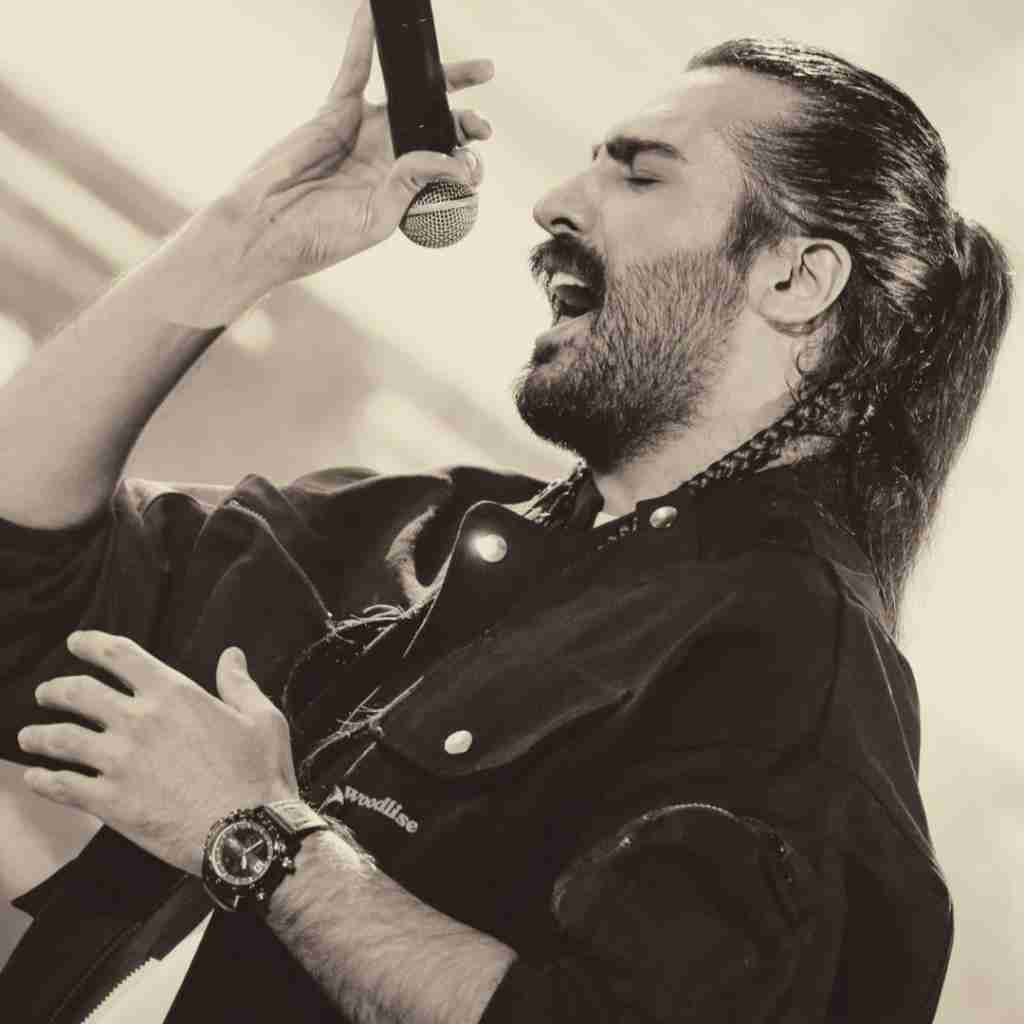 ماکان بند برو