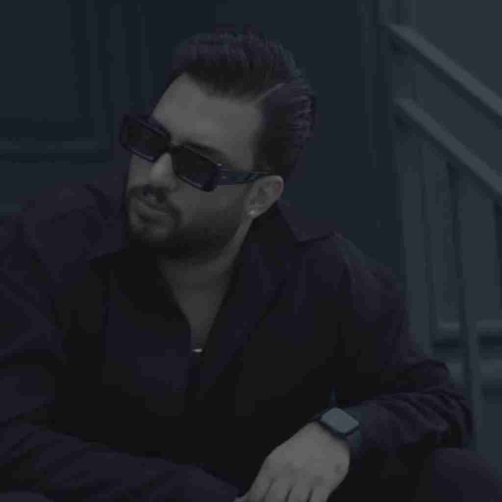 دیانو امشبو میخوام تنها نباشم تنهایی خوبه ولی