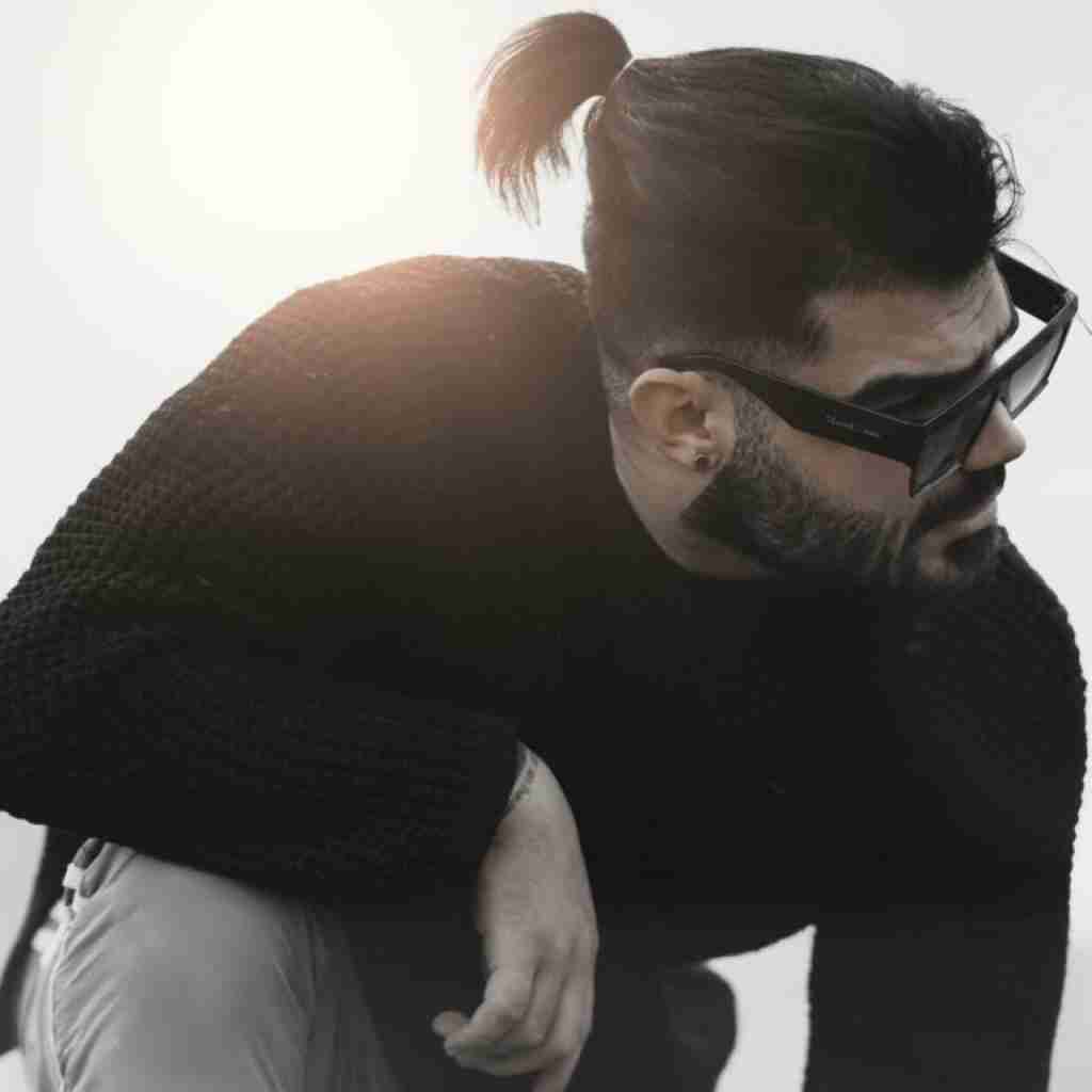 سامان یاسین هر جا گیر بکم ری فرارمی