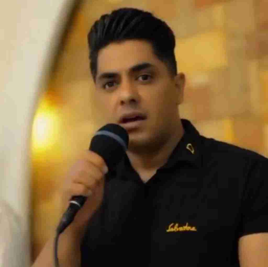 علی شرفی بی کس