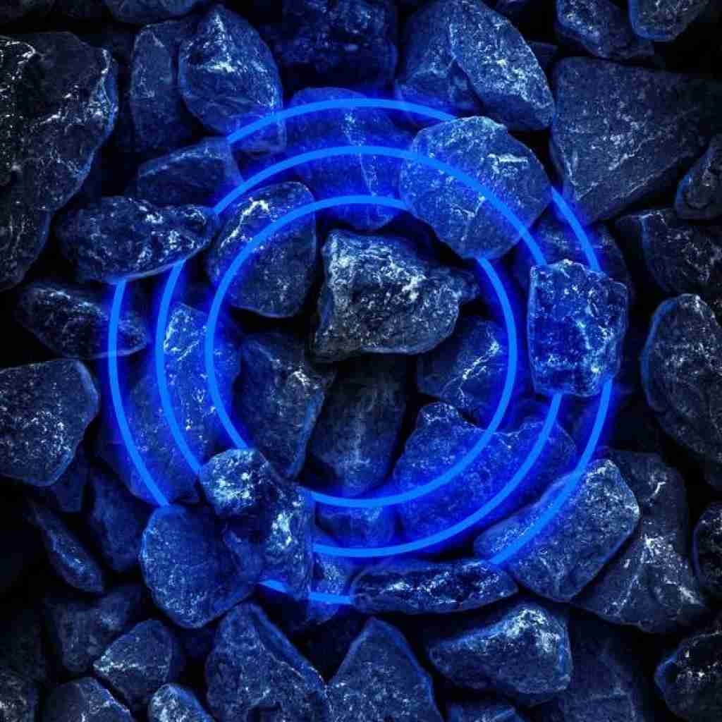  تشنه نوازشم خستم از حرفای پوچ