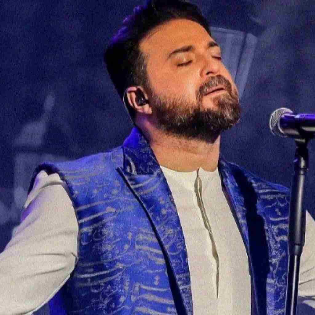 بابک جهانبخش پر نور و صداست مثل امشب و ندیدیم