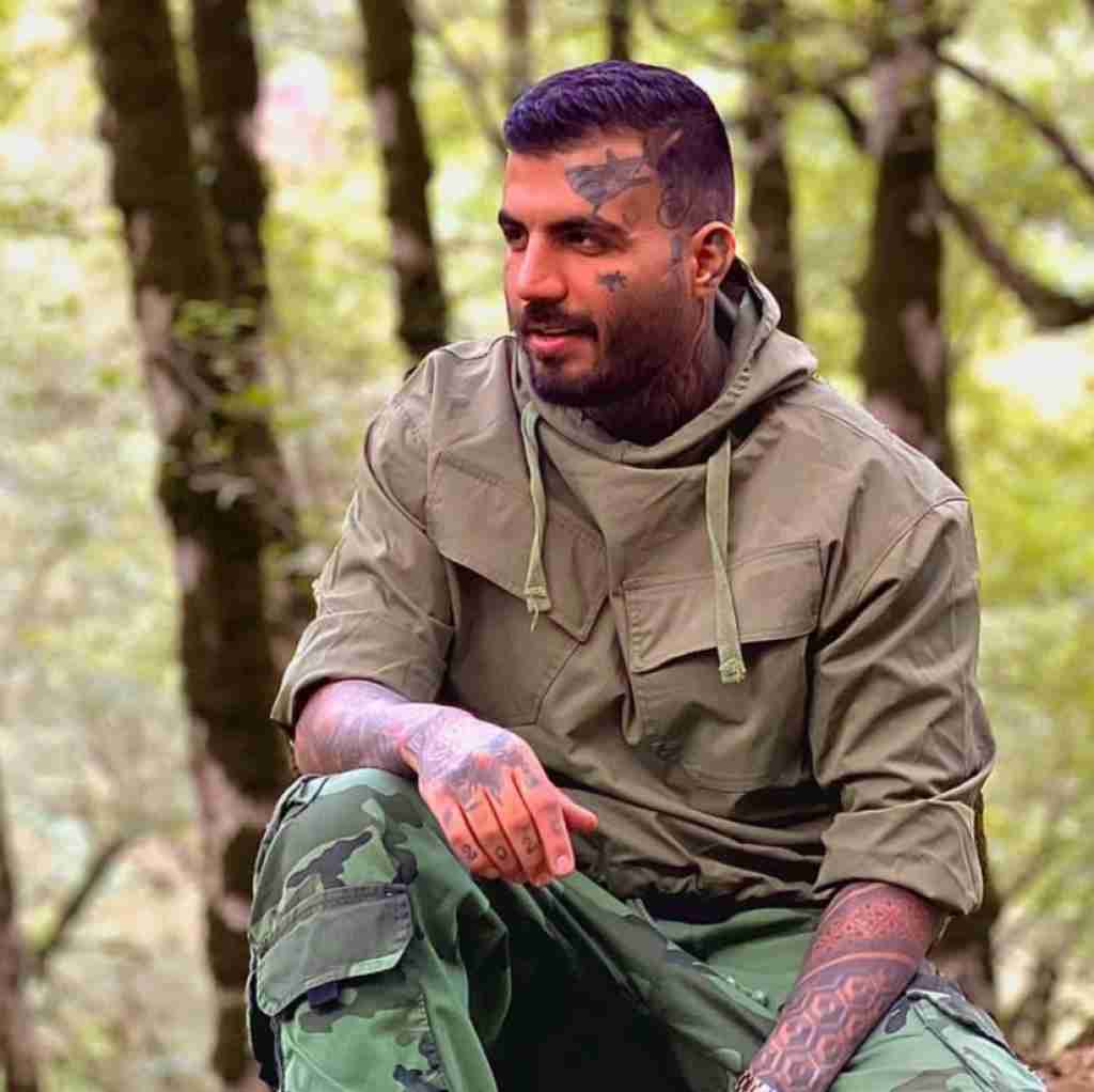 مهدیار میدونستم اولا کلی دروغ میگفتی