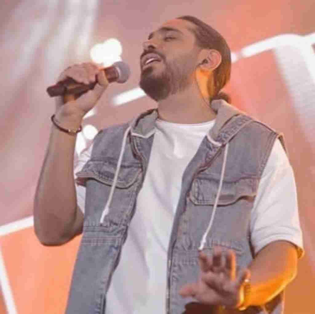 کسری زاهدی بارونو دوس دارم آخه چشماتو یاد من میاره