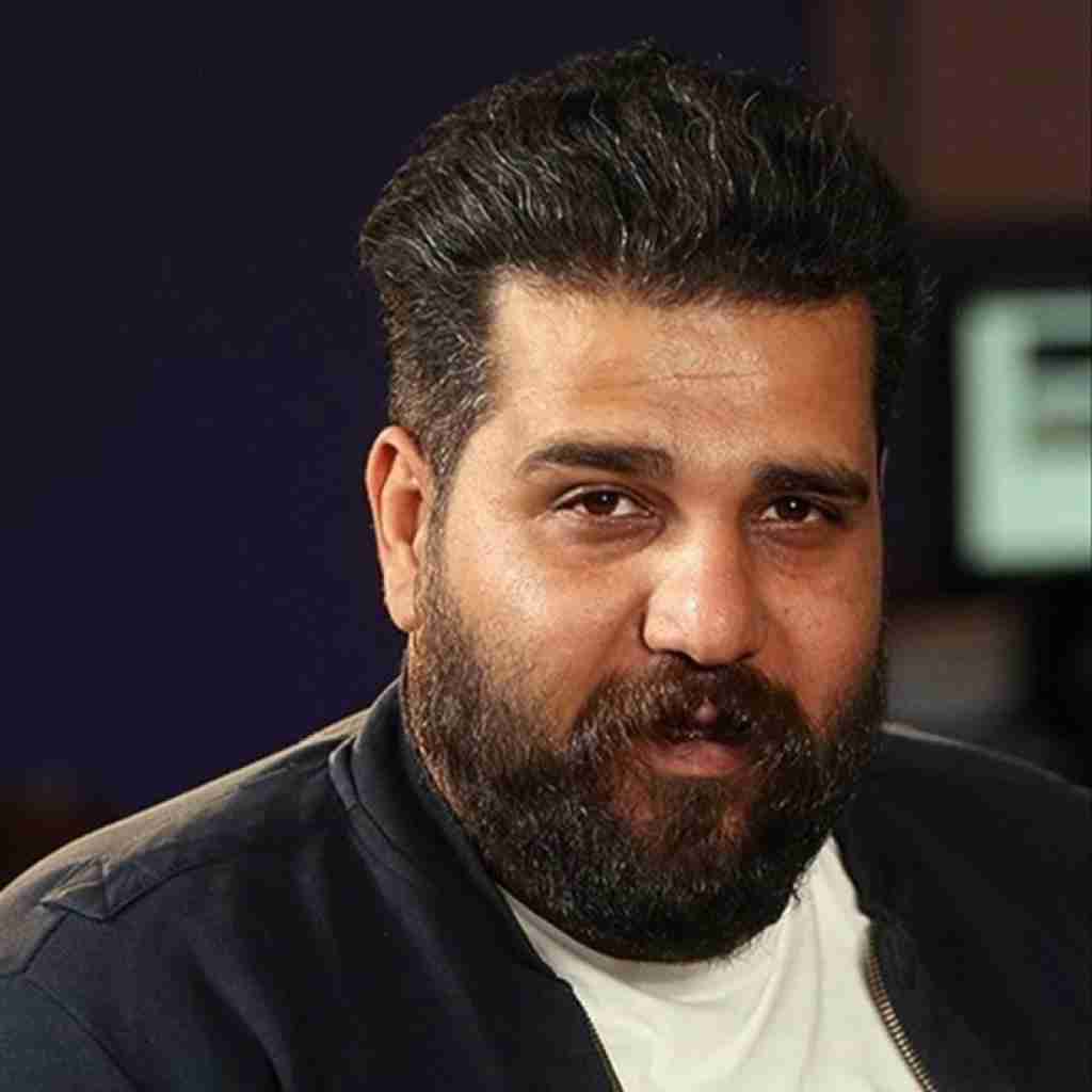 وحید موسوی ﮔﻤﻮﻧﻢ ﻛﻪ داری ﺣﺮم ﺧﻮﺗﻢ دوﻧﻰ آخر