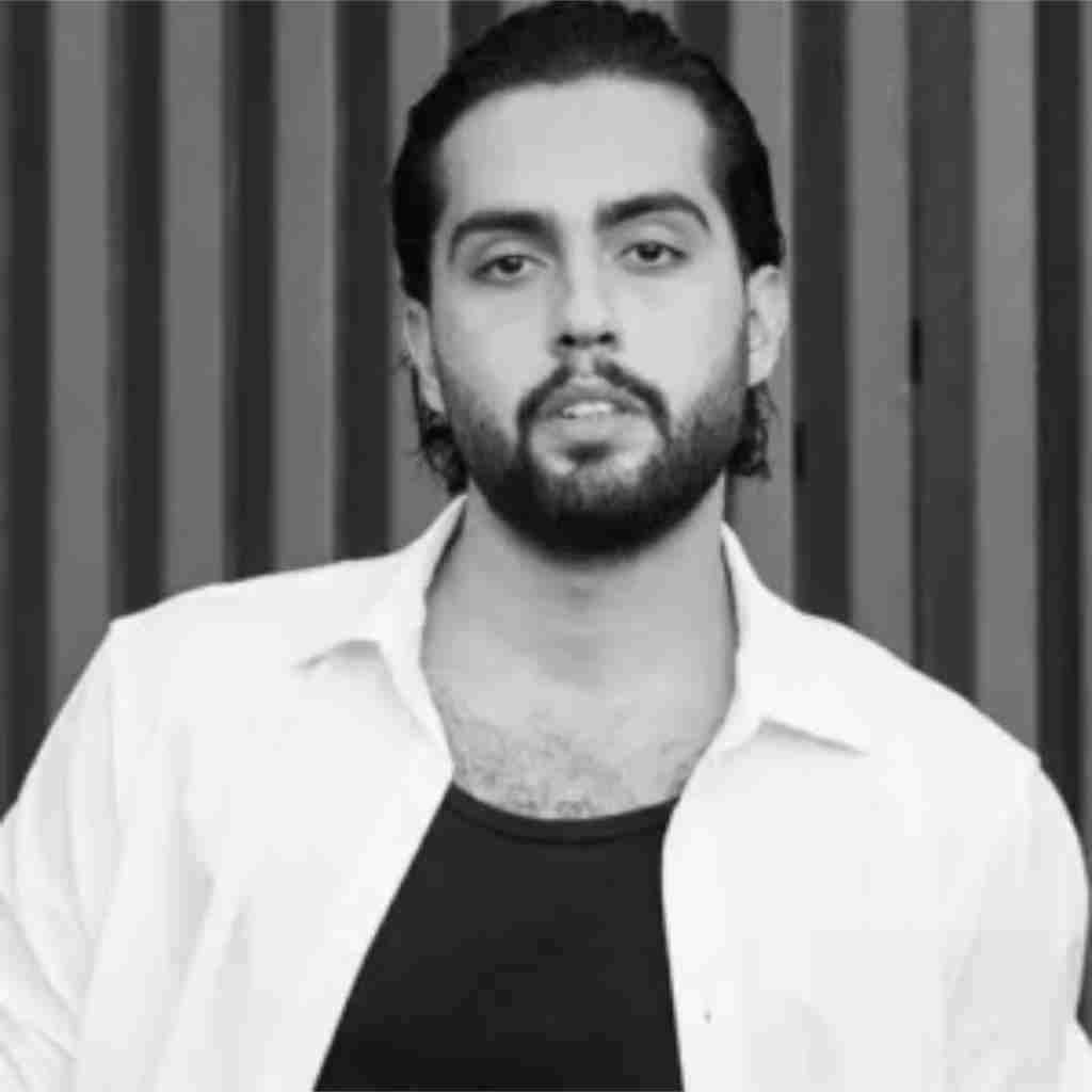 حامیم قول که بمیریم واسه هم چی شد کی برد
