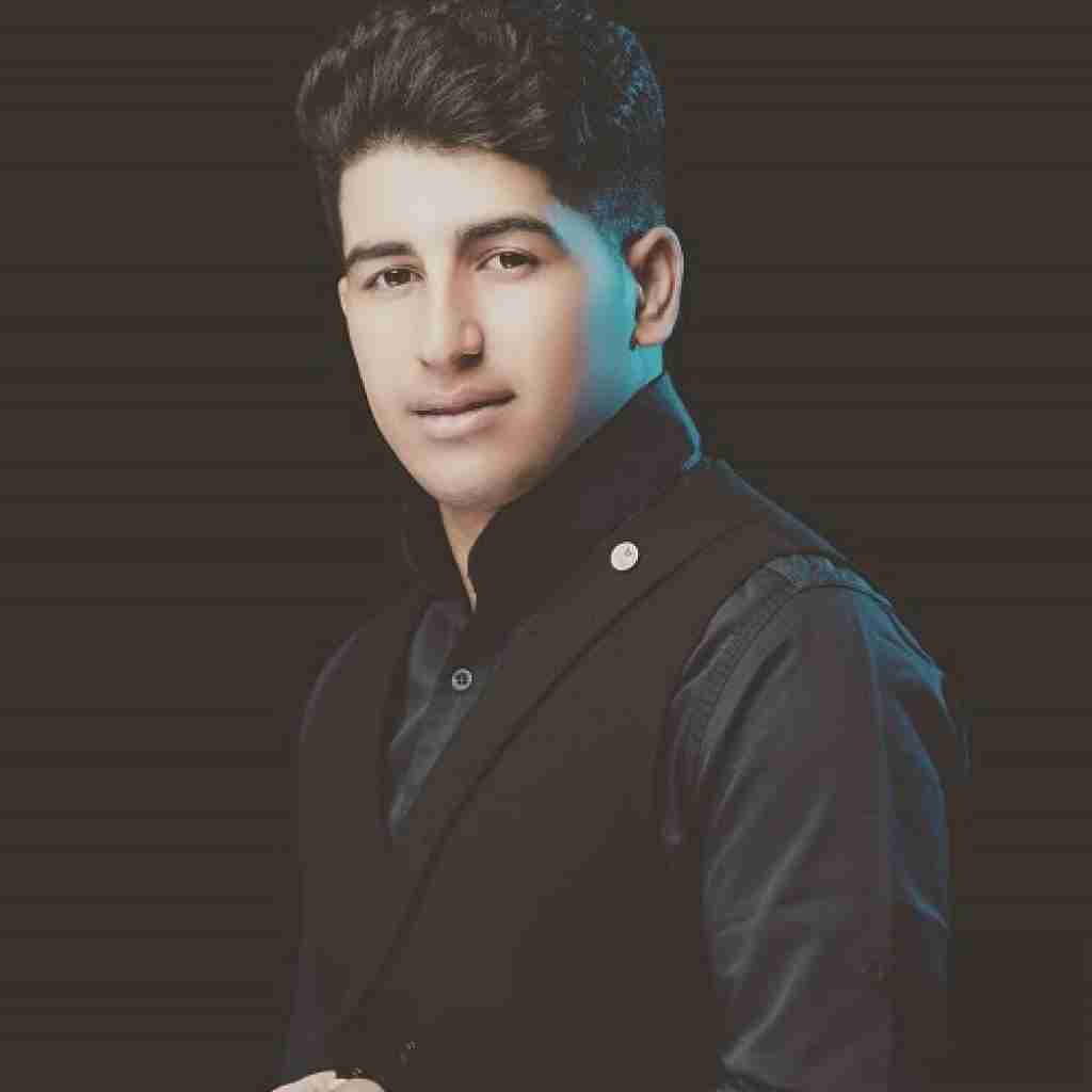 فرهاد کریمی نازارم