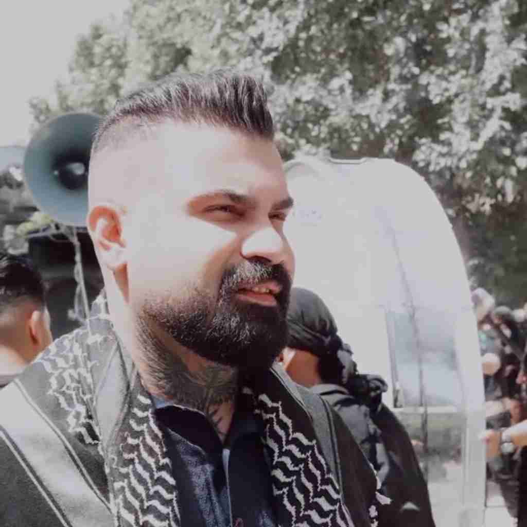 فرهاد جهانگیری مردم همه باتو میشناسن منه هرچی میگن