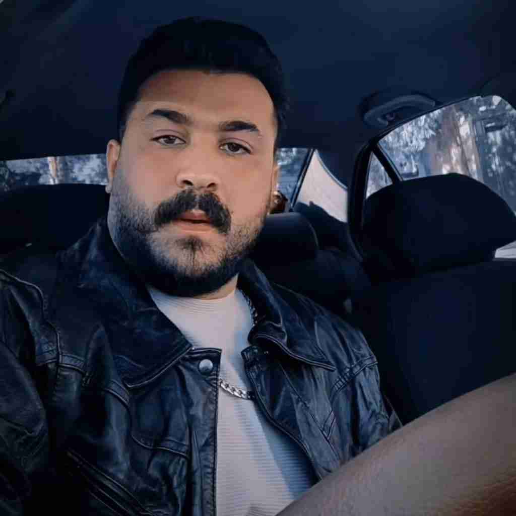 رضا کرمی تارا از سر تو با همسایه با رفیقان با خانمان