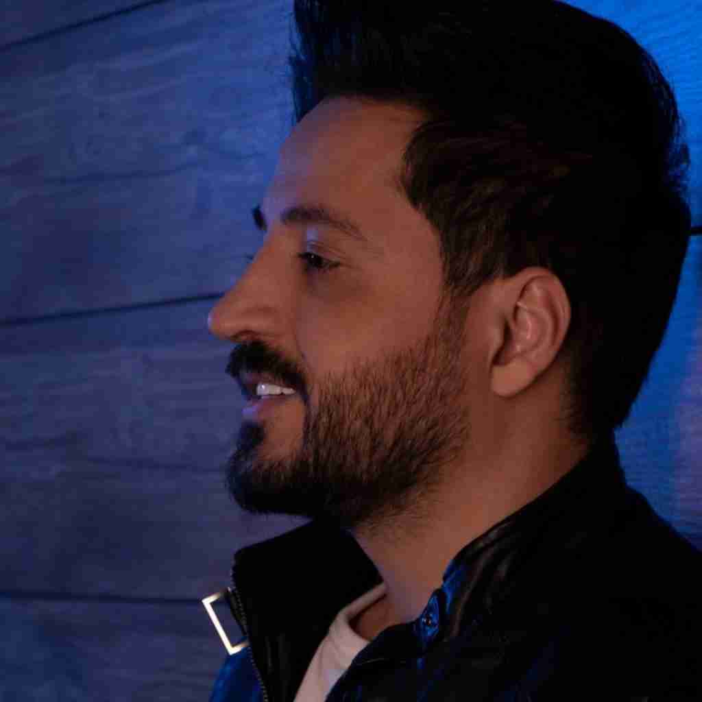 مجتبی دربیدی بغلم میکنی