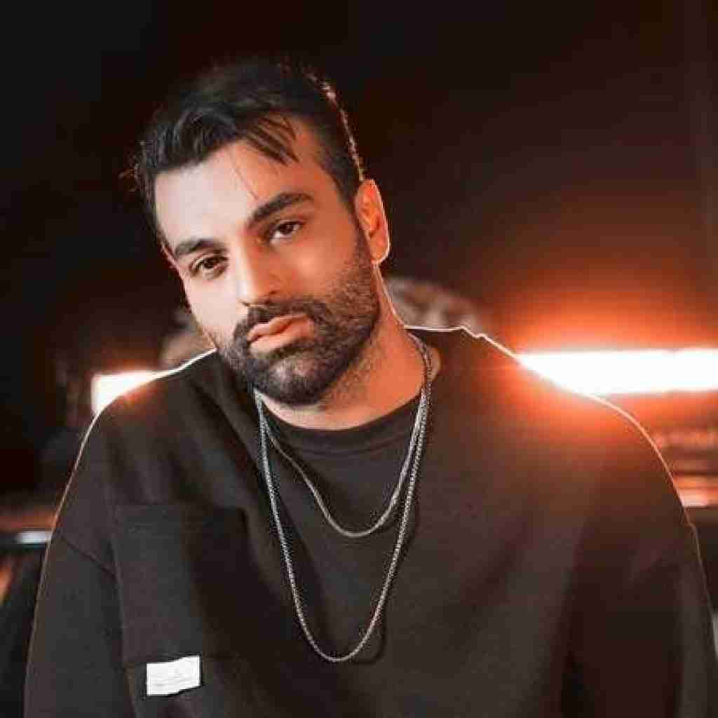 مهدی منافی به چشم میام