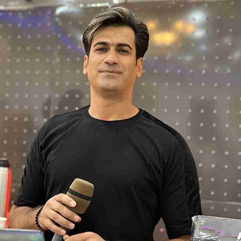 مسلم فتاحی اقدس نشستش ور دستم از قصد زدم توبه شکستم